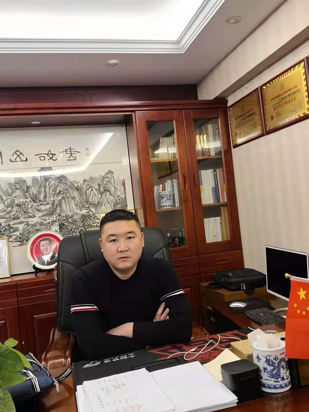 郝亮亮.jpg